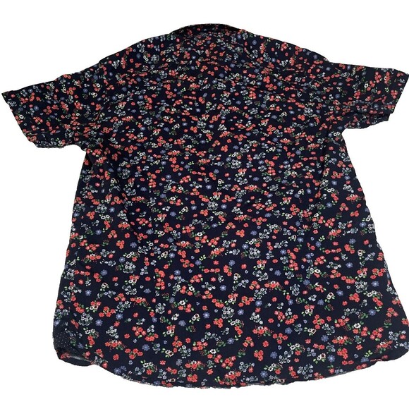 Across The Pond Large Button Up Top - Picture 4 of 4